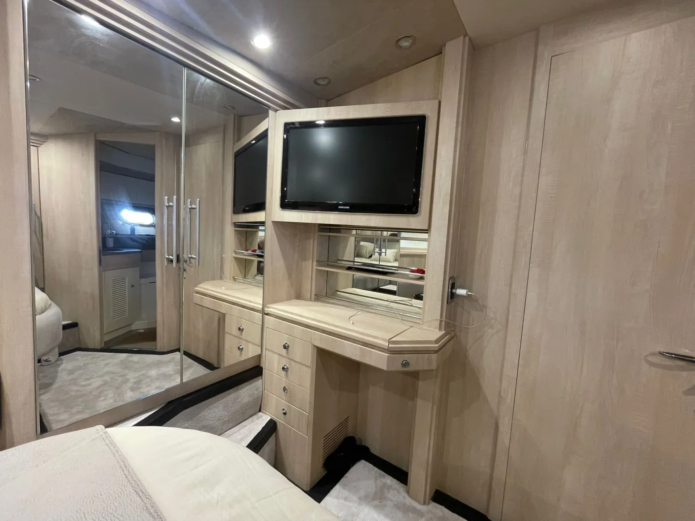 Premium - Motor Yacht in Palermo
