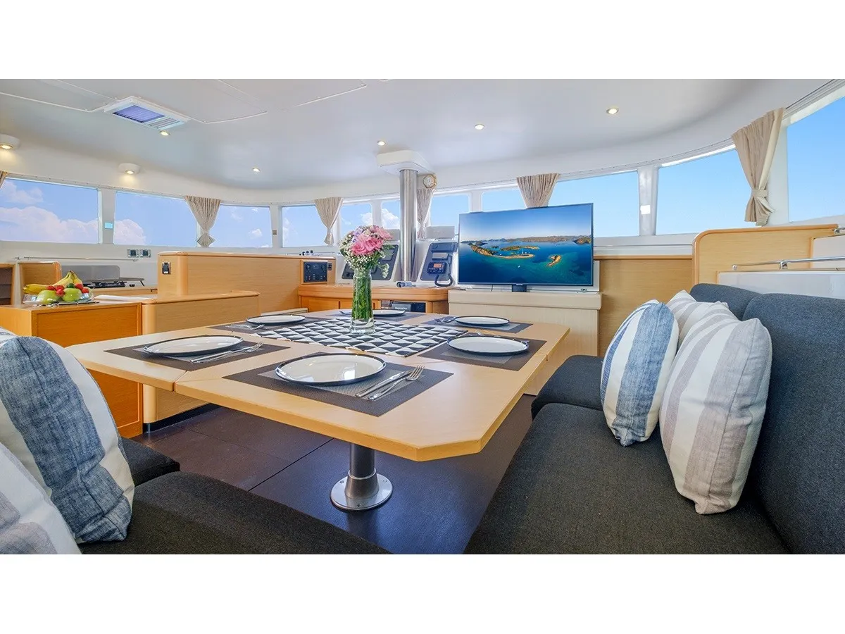 Lagoon 500 09 - Catamaran in Alimos