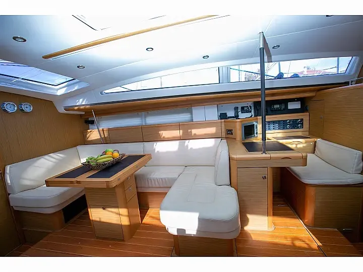 Jeanneau 57 2010 - Yelkenli içinde Alimos