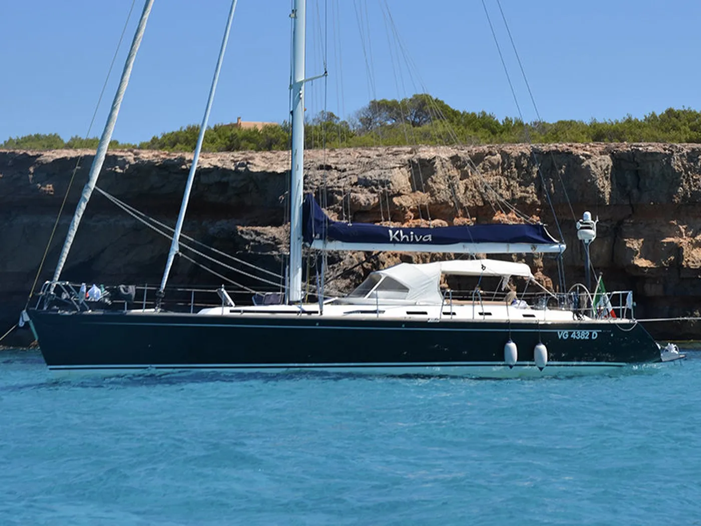 Khiva - Sailboat in Eivissa