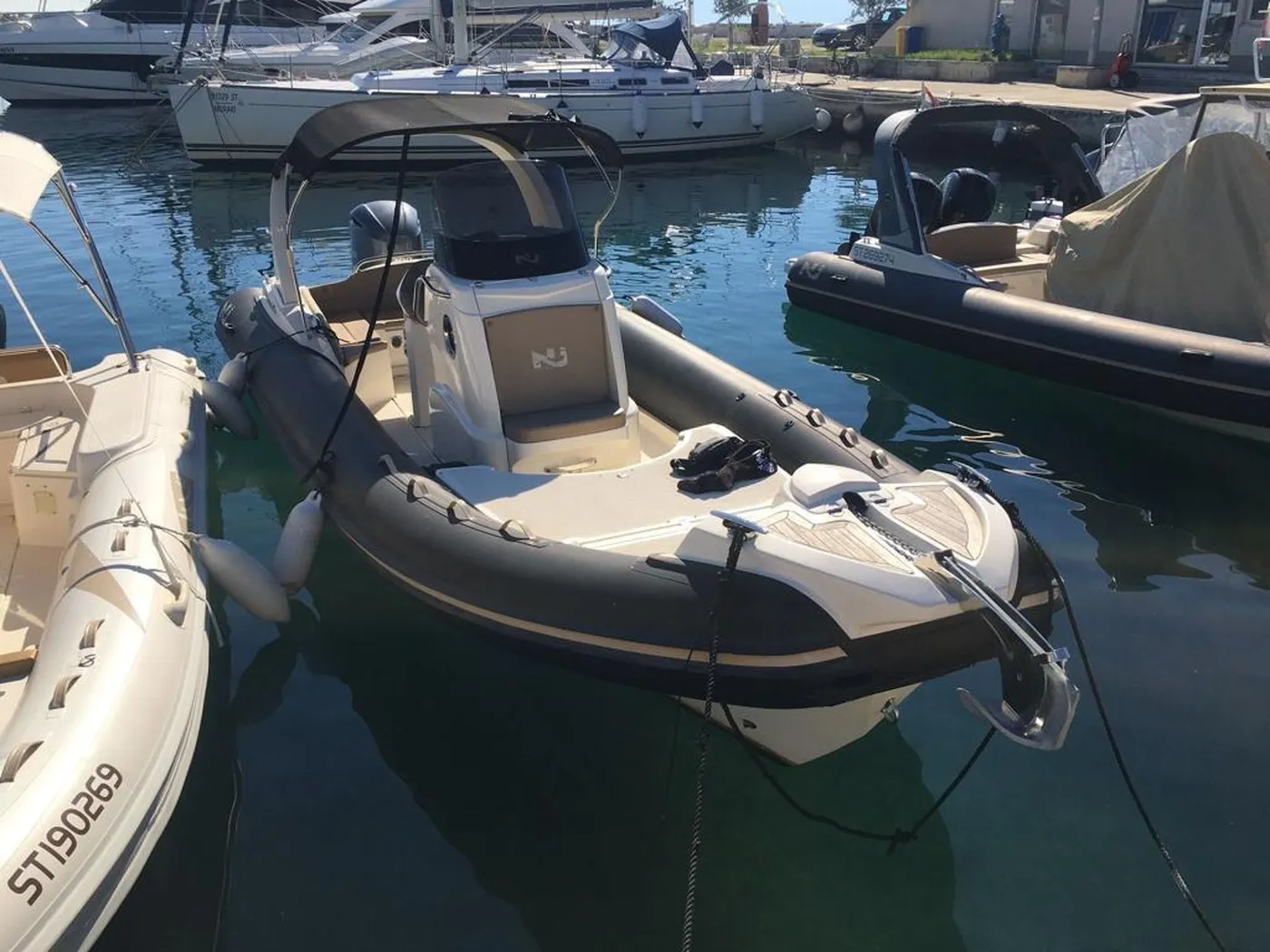 Nuova Jolly Prince 25 - Motor Yacht in Biograd na Moru