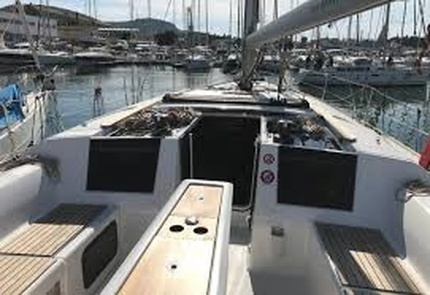 Filicudi - Sailboat in Tonnarella