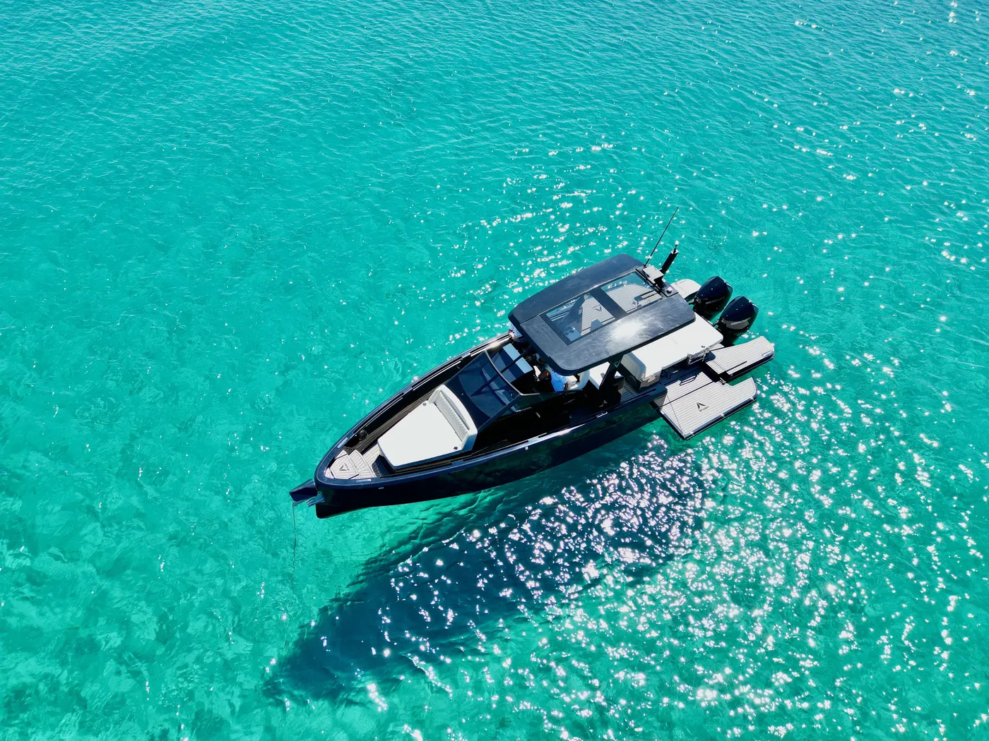 Virtue V10 Top - Motor Yacht in Portisco