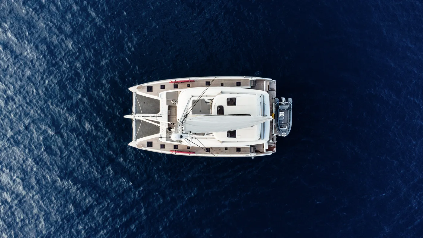SUNNY DREAM (Fully Crewed) - Katamaran içinde Porto Cheli