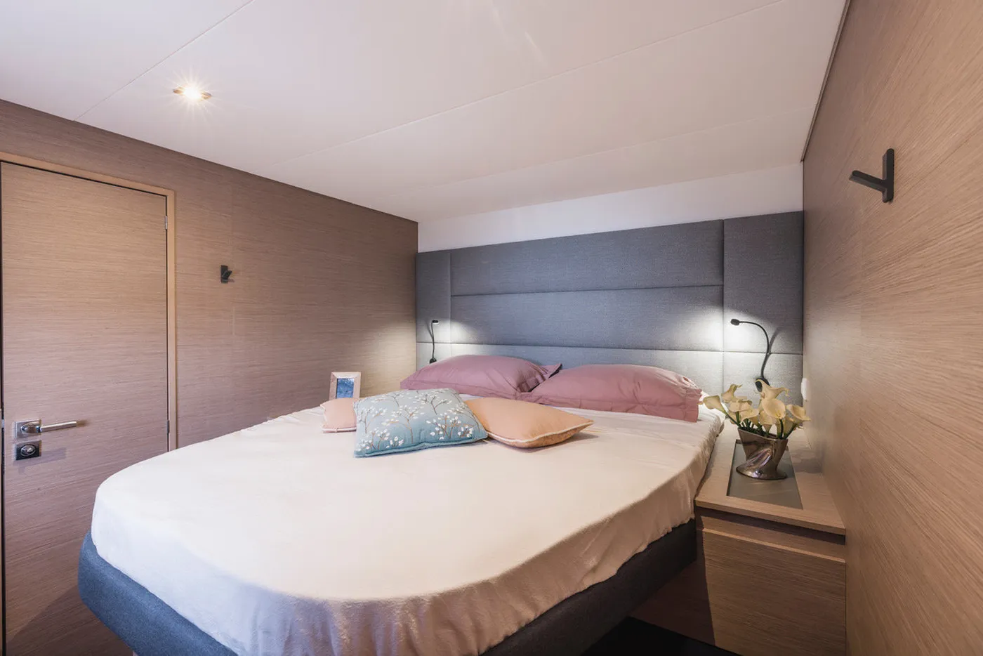 Premium + - Catamaran in Sant Antoni de Portmany