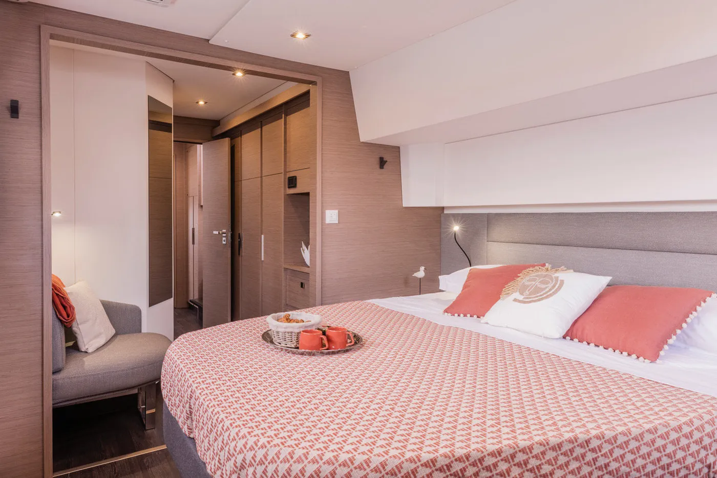 Premium + - Catamaran in Sant Antoni de Portmany