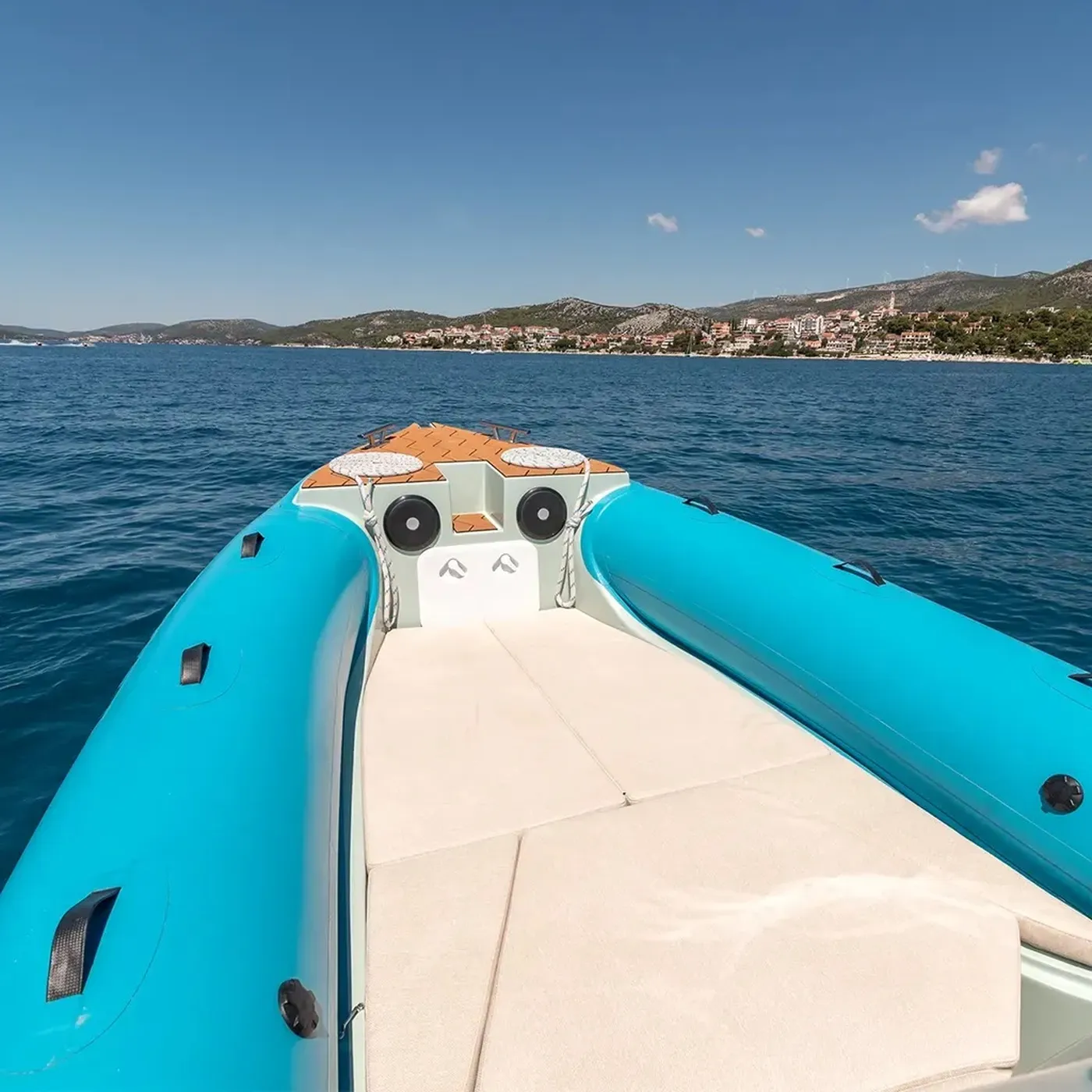 Bura 8.0 - Motor Yacht in Trogir