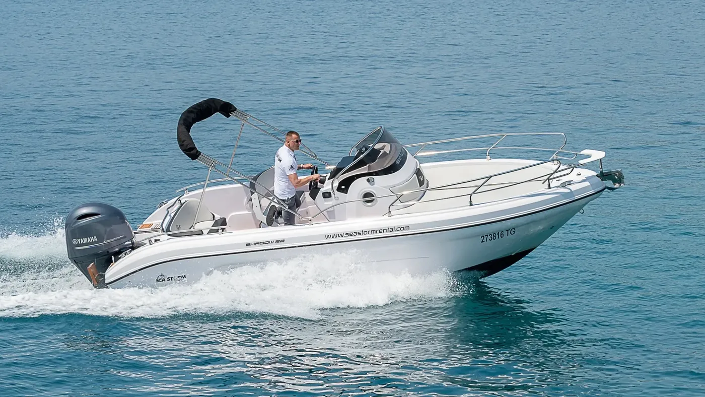 Shadow 22 - Motor Yacht in Trogir