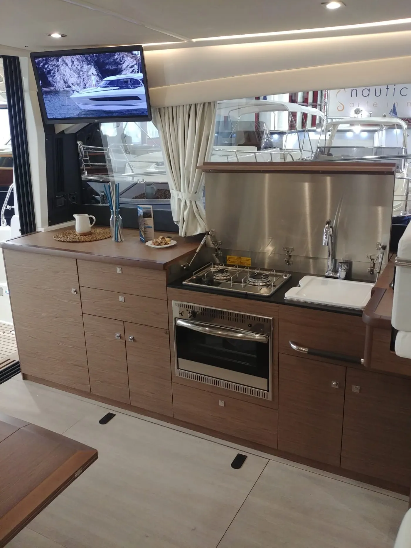 ITALIA I - Motor Yacht in Baia