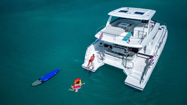 Moorings 464PC Exclusive Plus