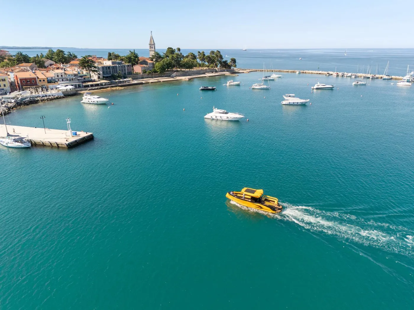 Raptor - Motor Yacht in Kudelstaart