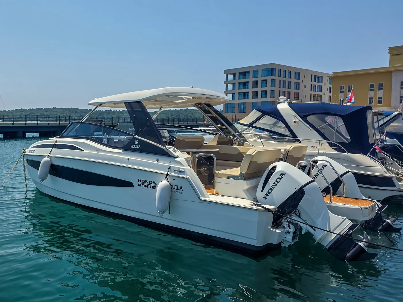Aquila 32 - Catamaran in Pula