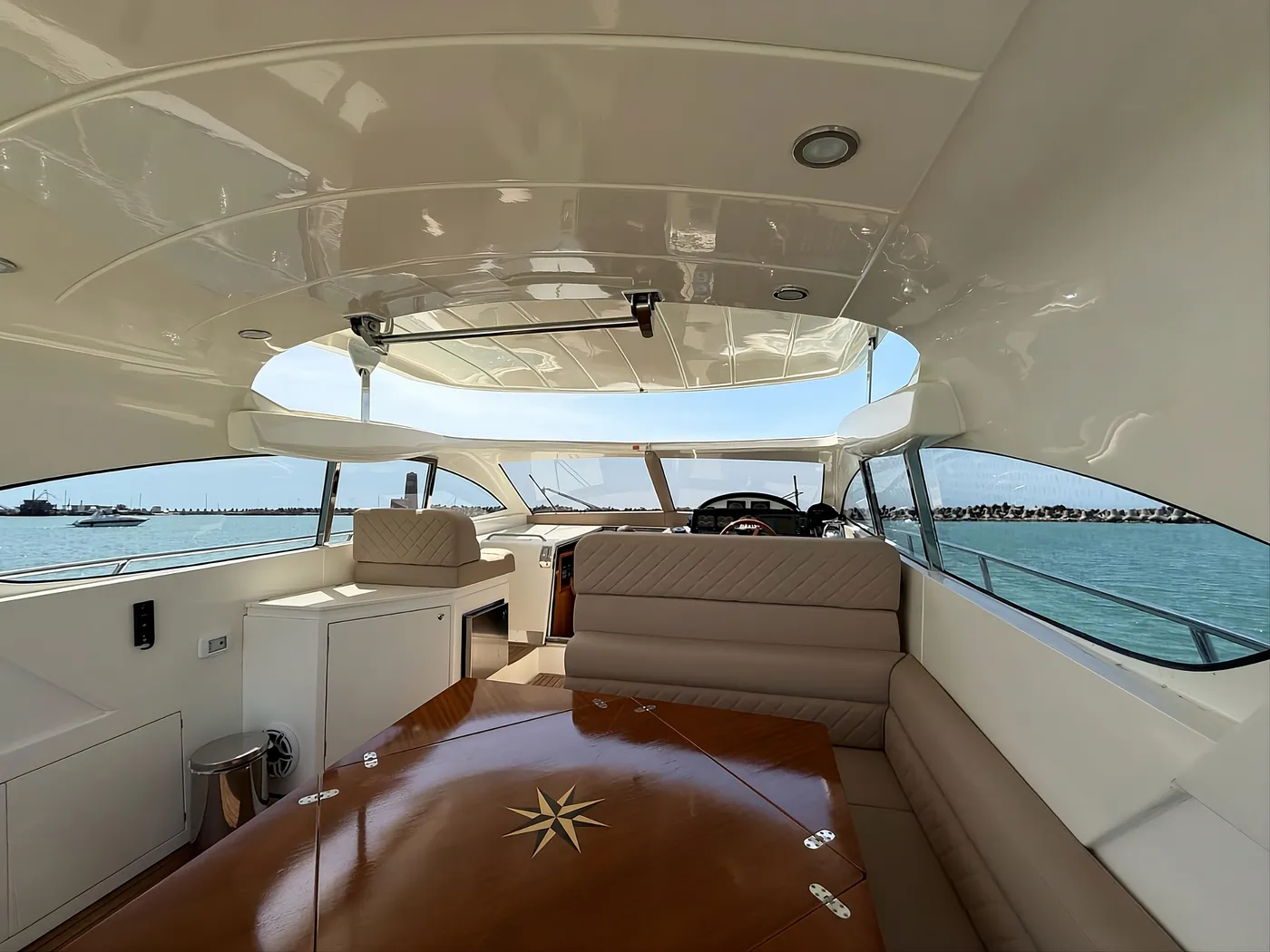Terry Blue - Motor Yat içinde Porto Rotondo