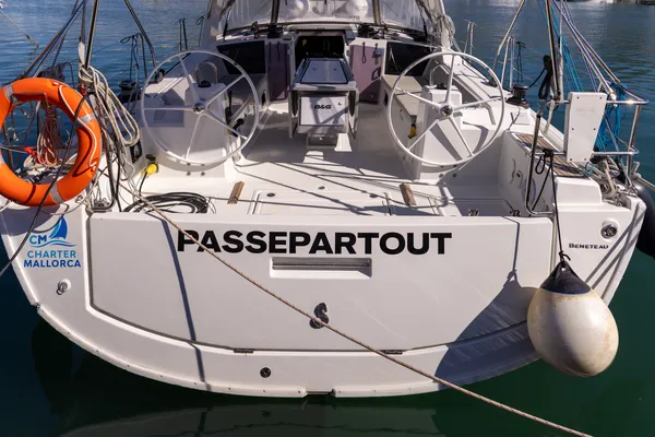 PASSEPARTOUT
