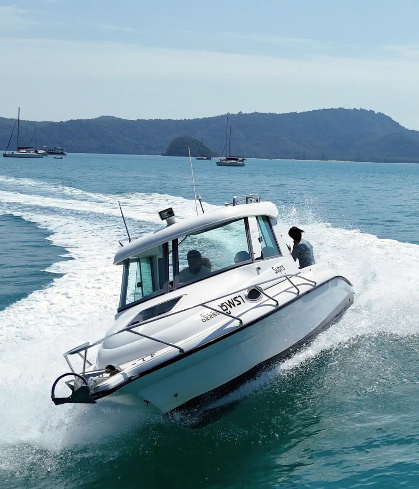 Supra - Motor Yat içinde Rawai