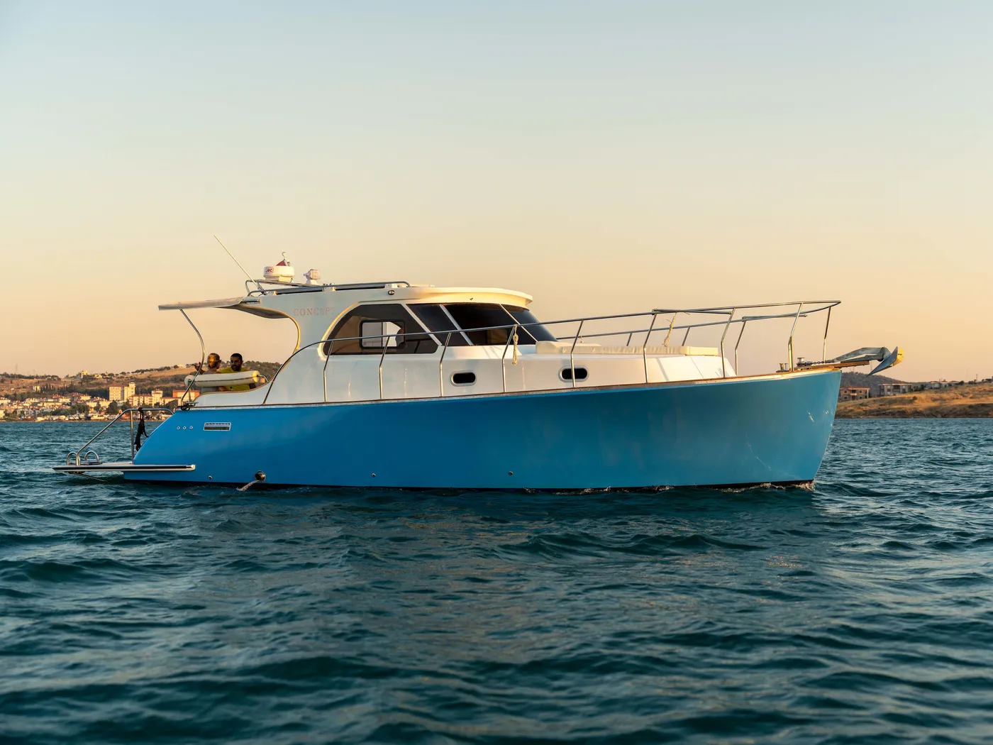 Concept - Motor Yat içinde Mithatpaşa