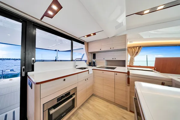 Aquila 50