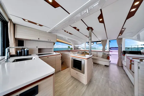 Aquila 50