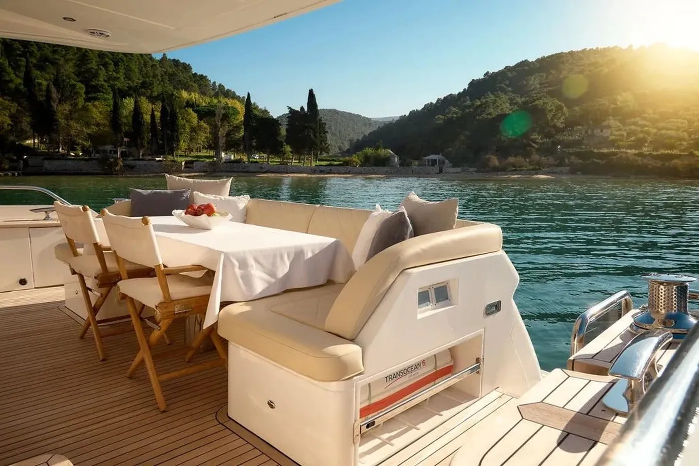 Champion - Motor Yacht in Podstrana - Miljevac