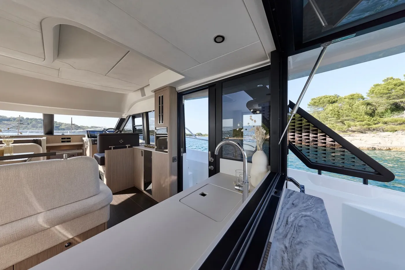 No Stress - Motor Yacht in Podstrana - Miljevac