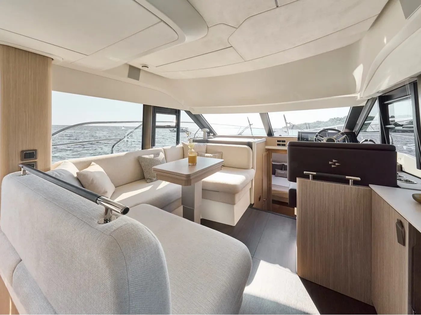 No Stress - Motor Yacht in Podstrana - Miljevac