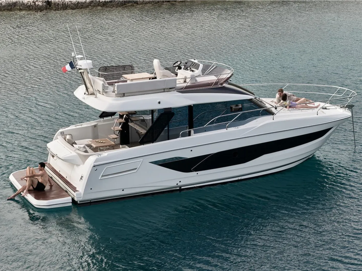 No Stress - Motor Yacht in Podstrana - Miljevac