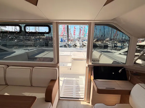 Aquila 45