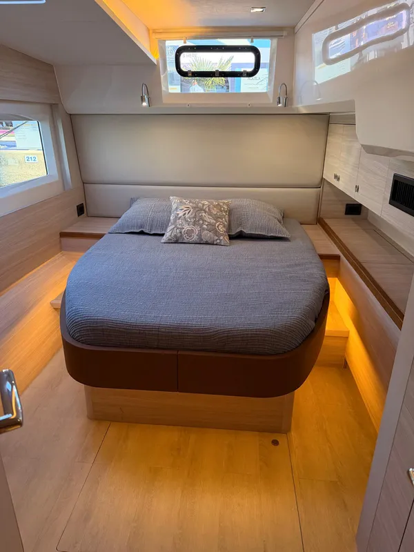 Aquila 45