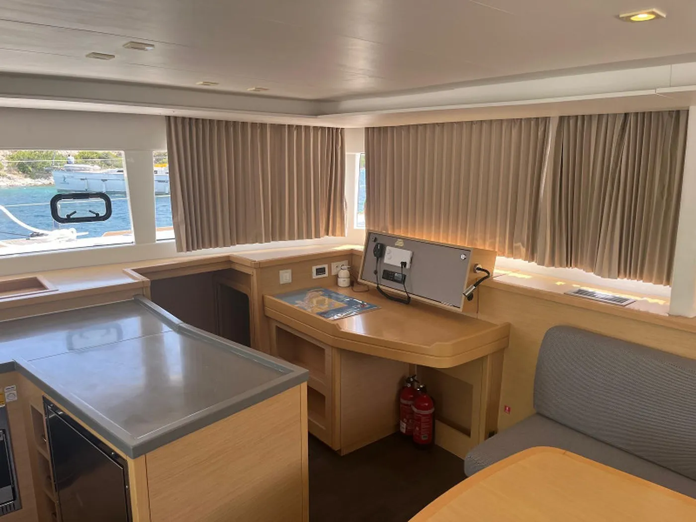 CARIAMA (air condition, generator, water maker, flybridge) - Catamaran in Primošten