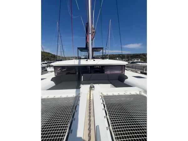 CARIAMA (air condition, generator, water maker, flybridge)