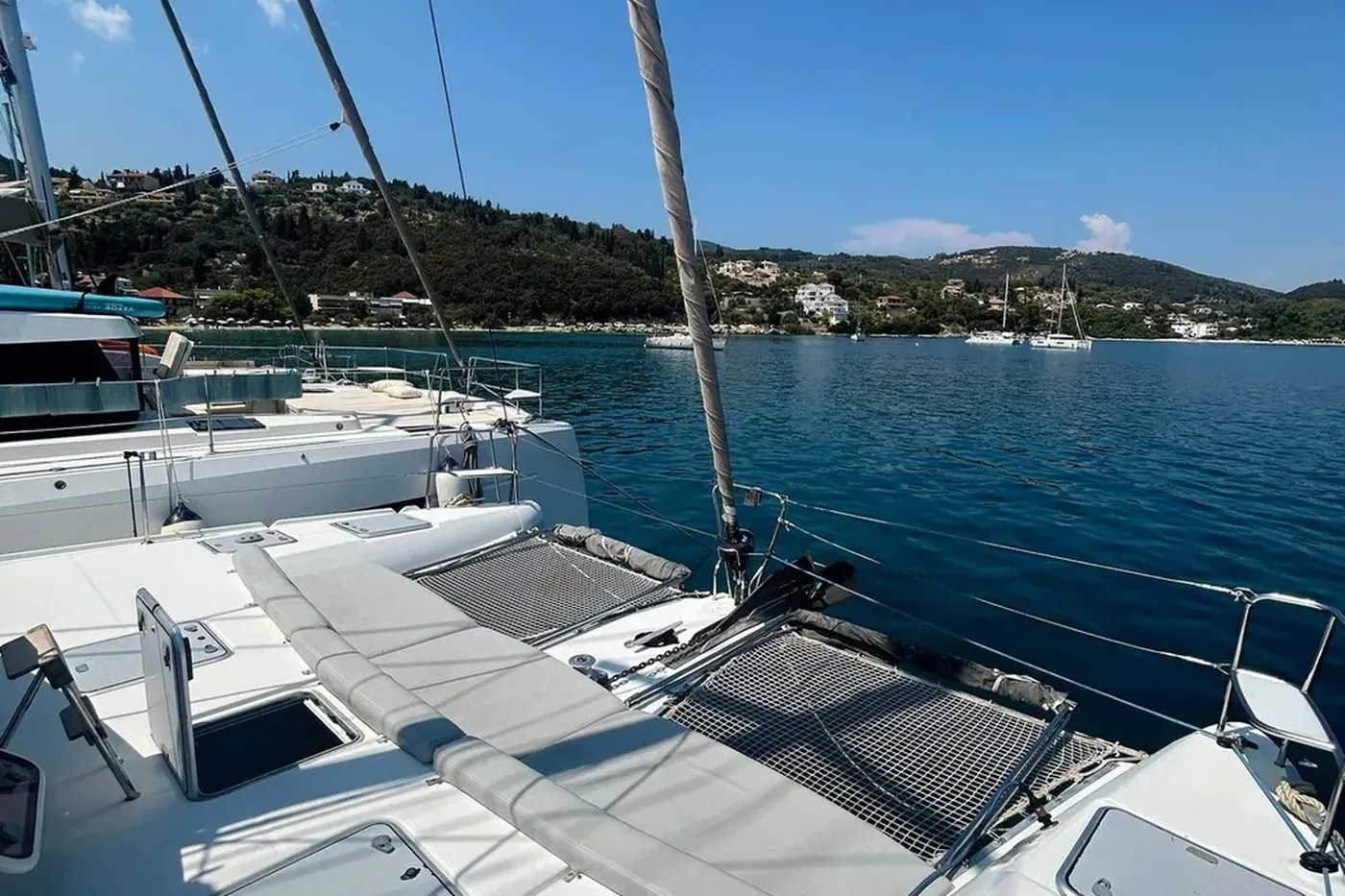 Nirvana Elegant Pack refit 2022 - Catamaran in Nikiana