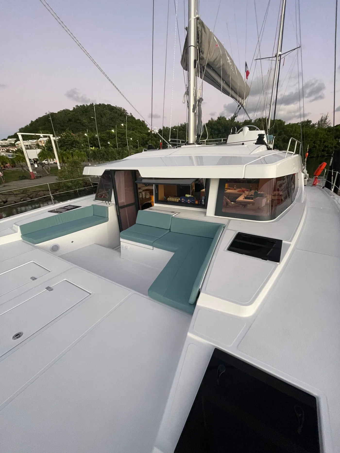Premium - Katamaran içinde Le Marin