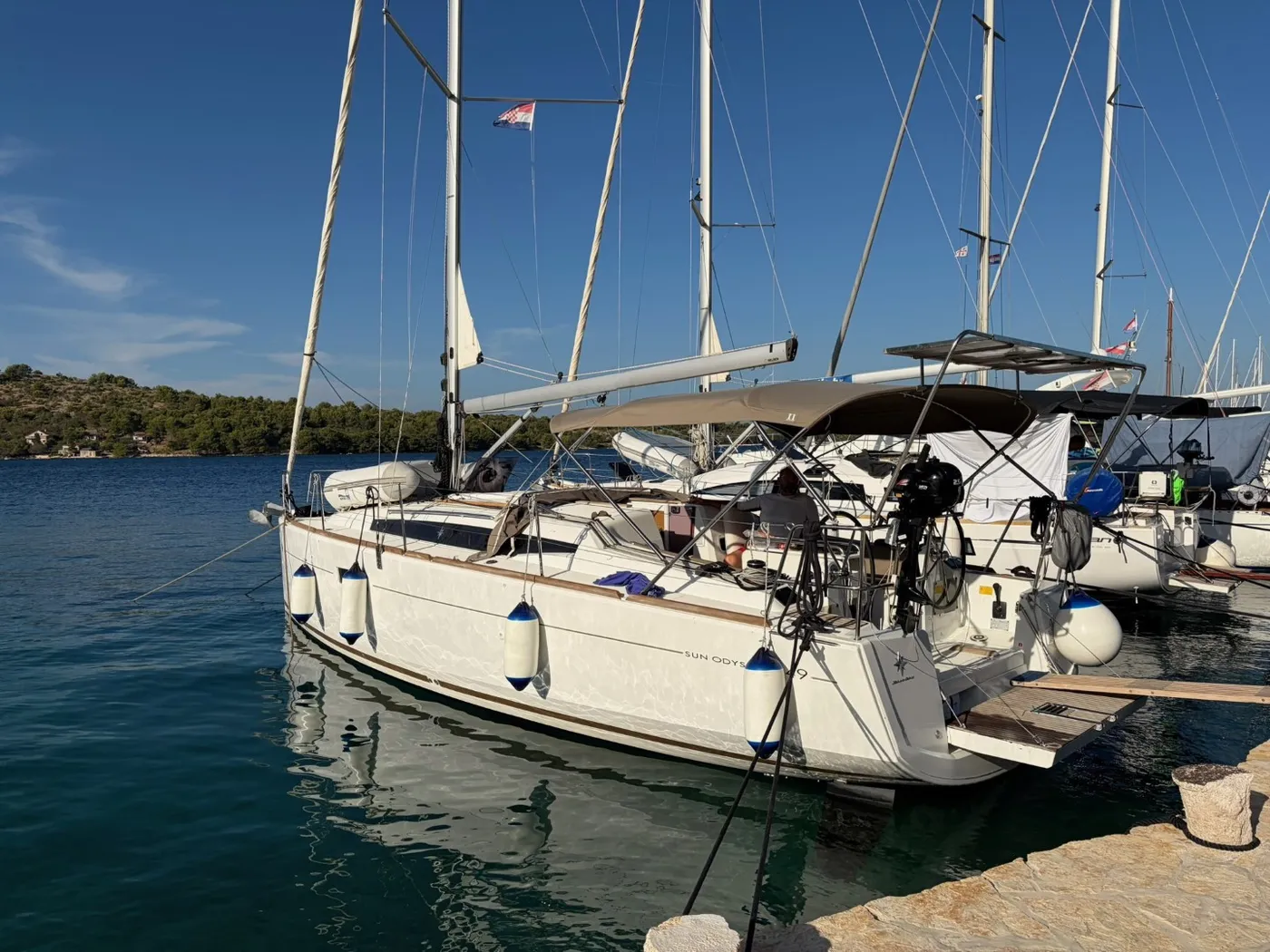 NOVARA - Yelkenli içinde Split