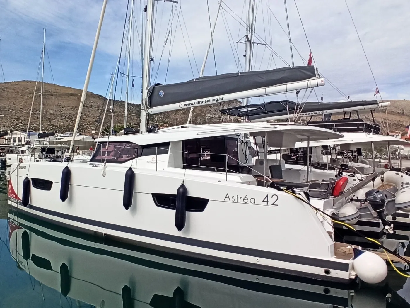 Magic Summer - Catamaran in Seget Donji