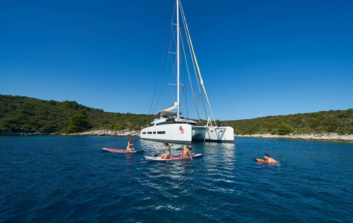 Star Treyk - Catamaran in Tourlos