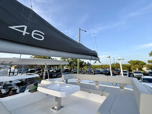 Nauti T's