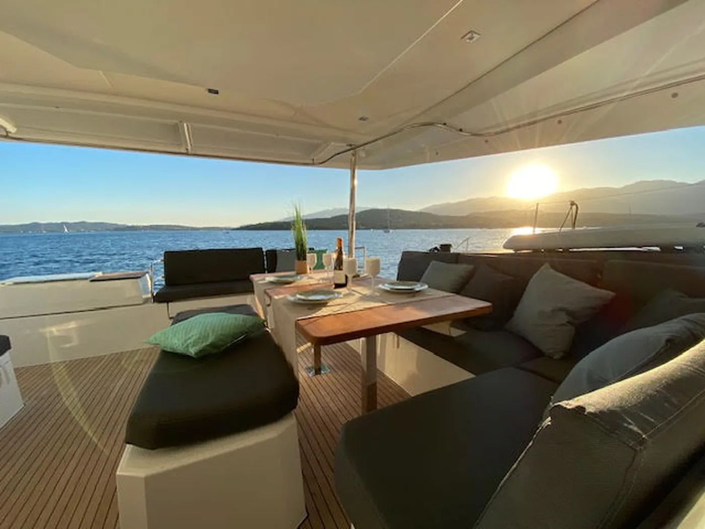 Panama - Catamaran in Porto-Vecchio