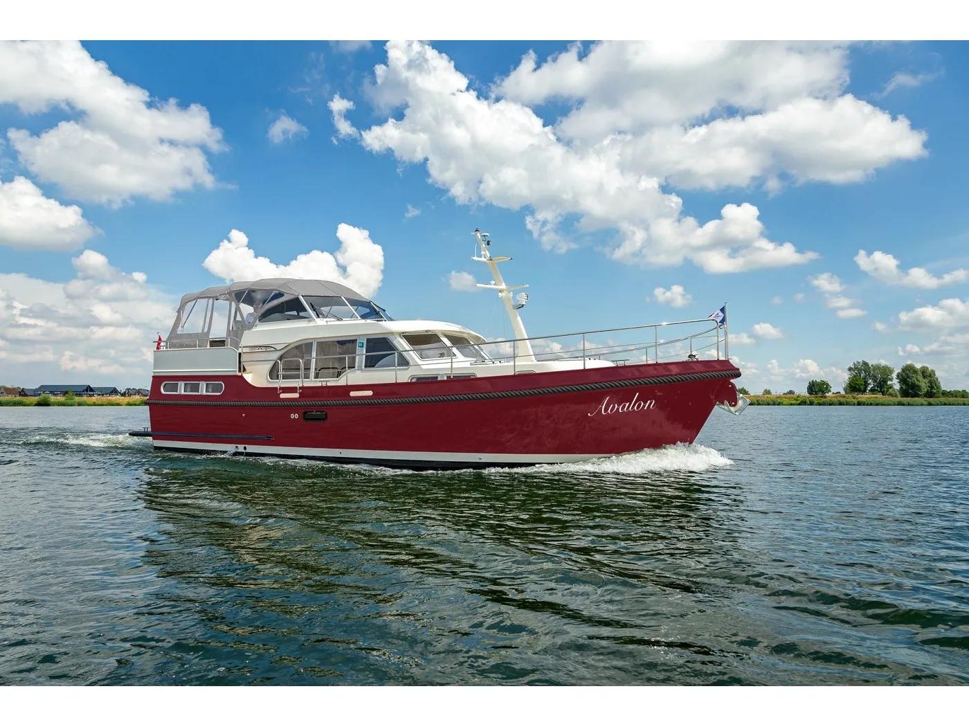 Lola II - Motor Yacht in Werder (Havel)