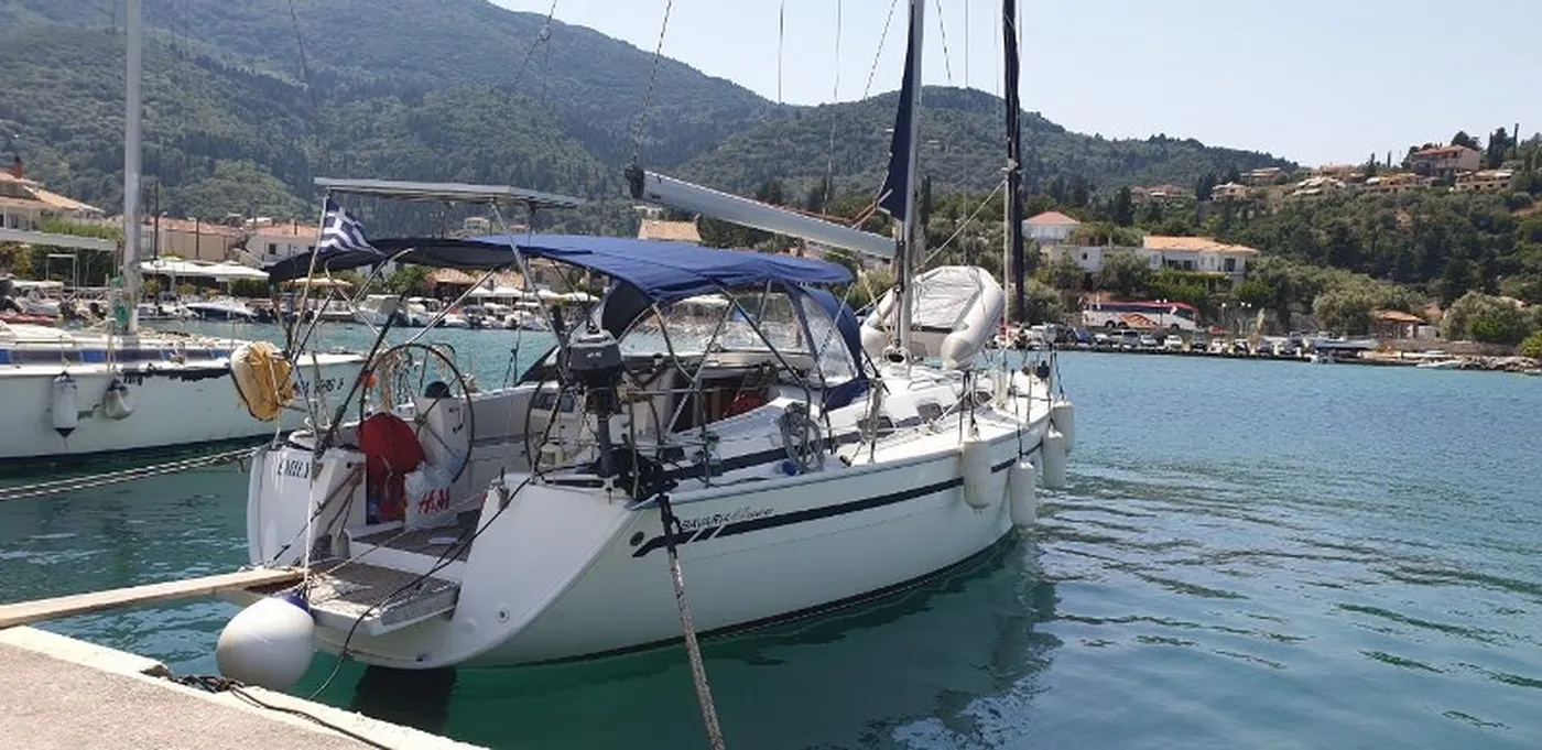 Emily - Sailboat in Alimos