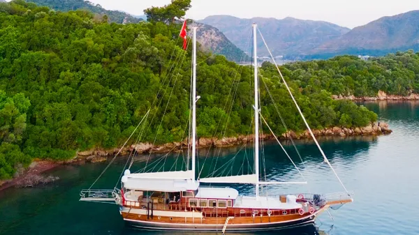 Yuksel Deniz