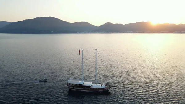 Yuksel Deniz