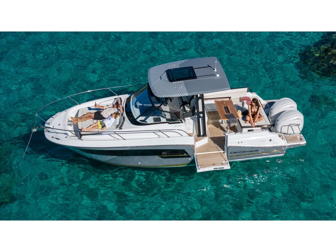 Classic - Motor Yacht in Baia