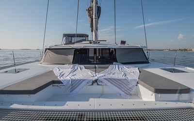 NOU NOU 1 - Skippered - Green Wave