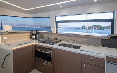 Paspartu | A/C generator watermaker