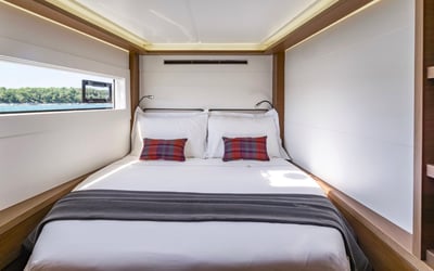 Vuk - Iconic version