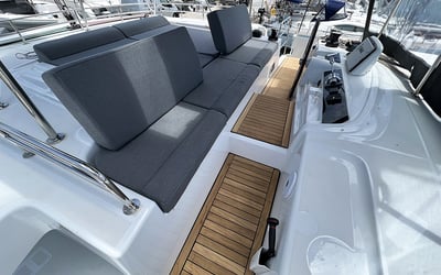 MPLE (air condition, generator, water maker)