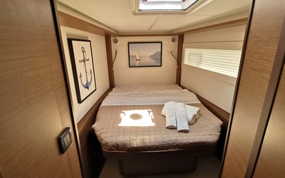 GALAXY (air condition, generator, water maker)    _Skippered Only_