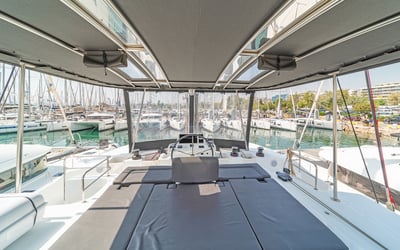 Reina (ONLY SKIPPERED)