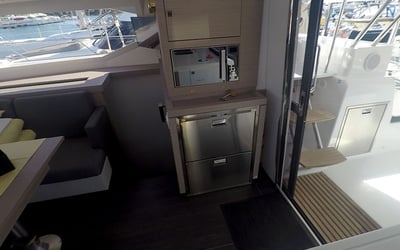 Fountaine Pajot Astrea 42