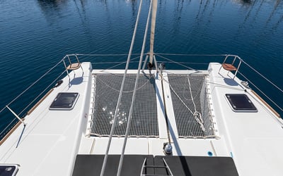 MONARCH 2020 (air condition, generator)